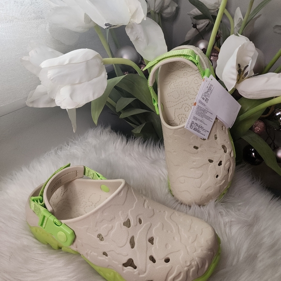 Crocs All-Terrain Atlas Clog Bone Limeade Men Unisex Slip On Sandals new - Picture 3 of 10